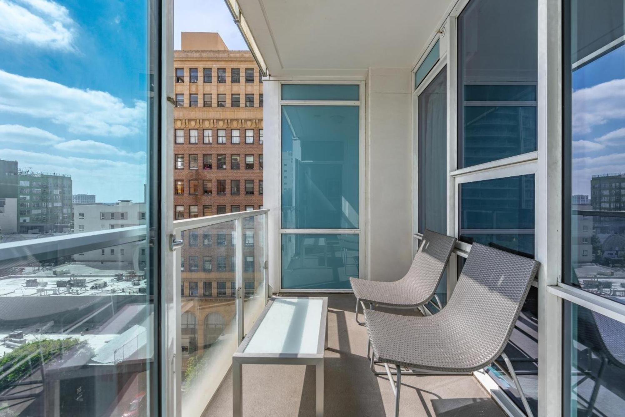 2 Bed 2 Bath Contemporary High Rise Dtla Living Leilighet Los Angeles Eksteriør bilde